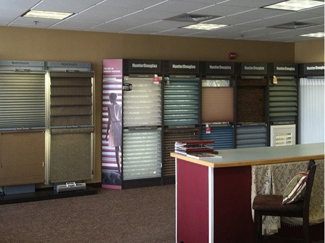 Hunter Douglas Dealer Image